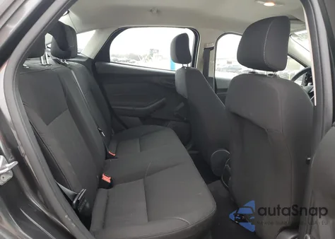 2016 Ford Focus S из США, поврежденный, VIN 1FADP3E22GL355257